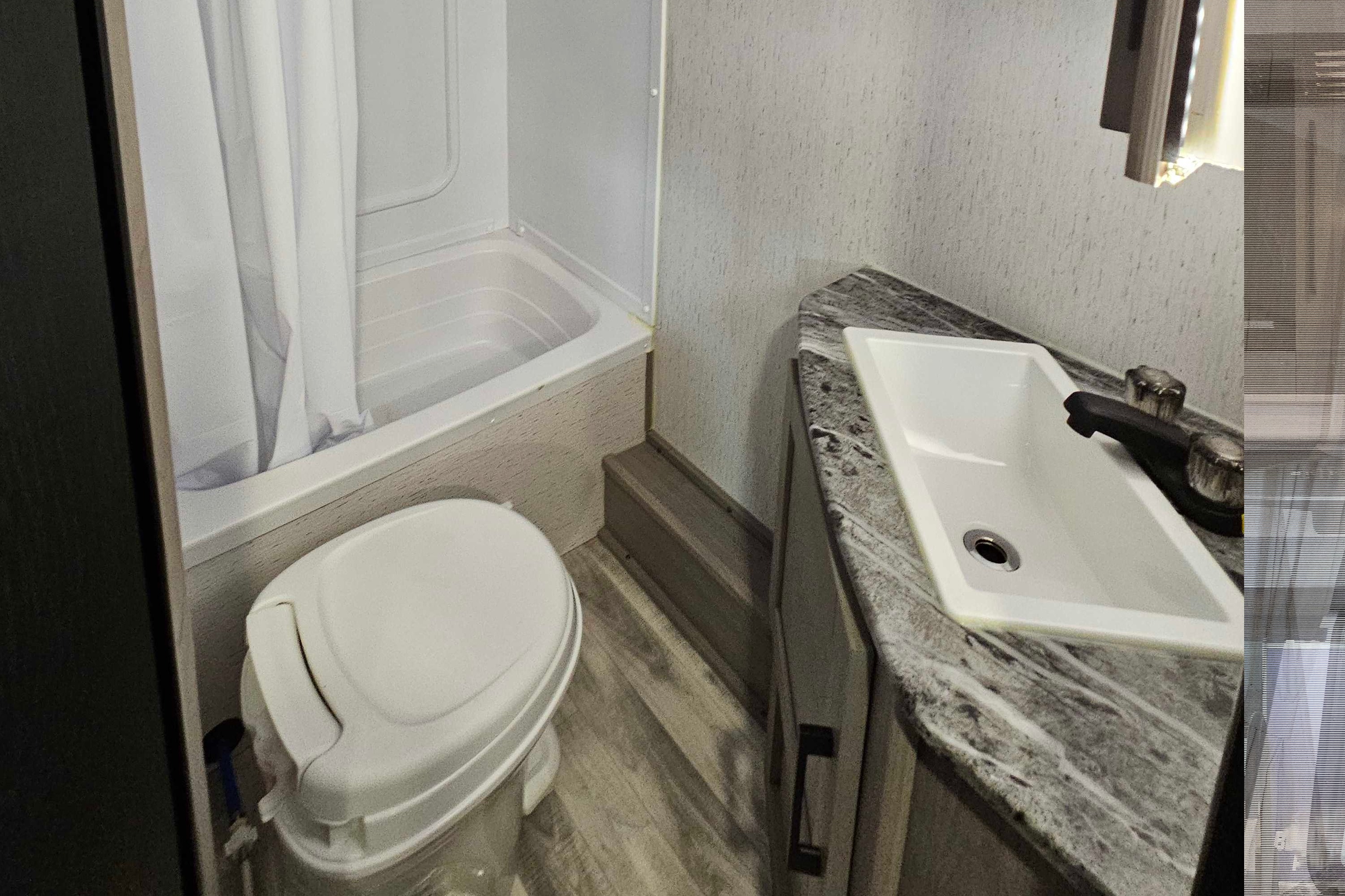New Kodiak Ultra Lite 227bh Travel Trailer