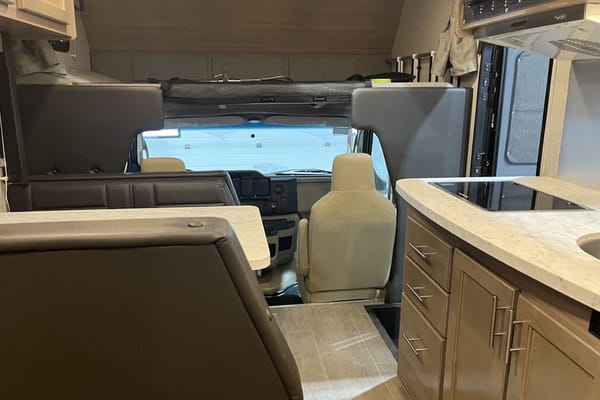 2024 Adventurer Manufacturing Adventurer Class C