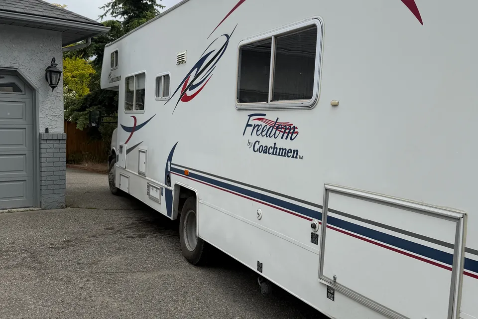 Gurpreet's GMC Coachman Class A