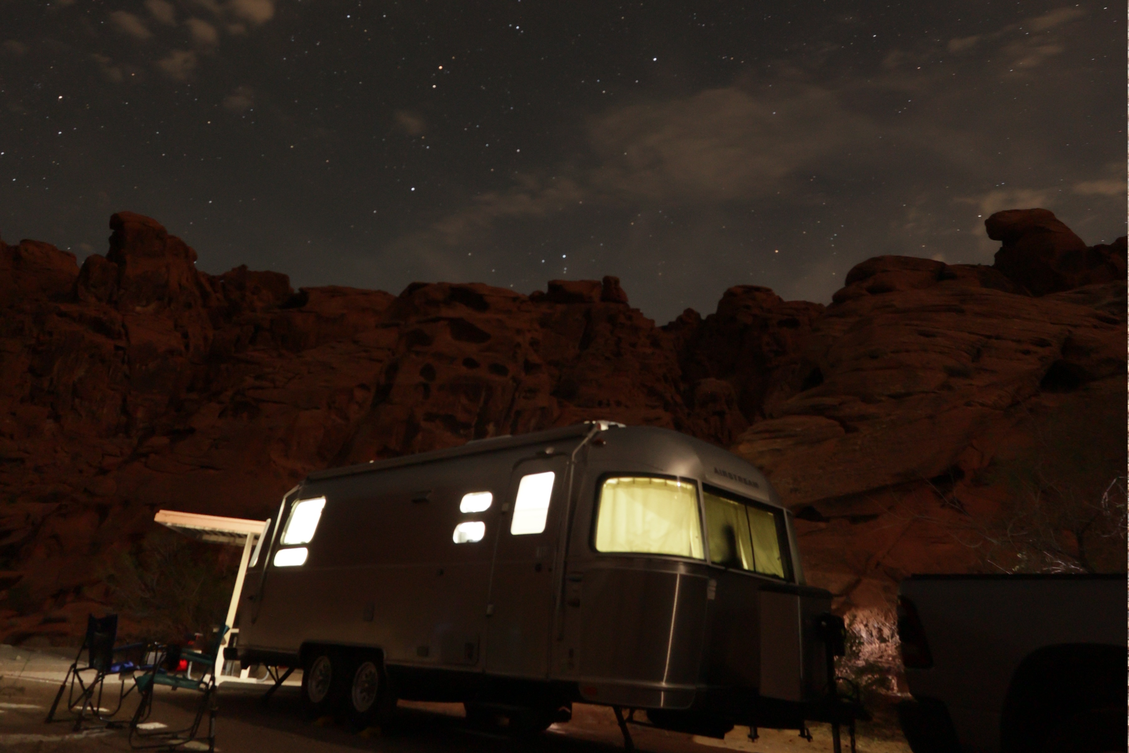 25ft Airstream - with Solar - 1/2 Ton Towable