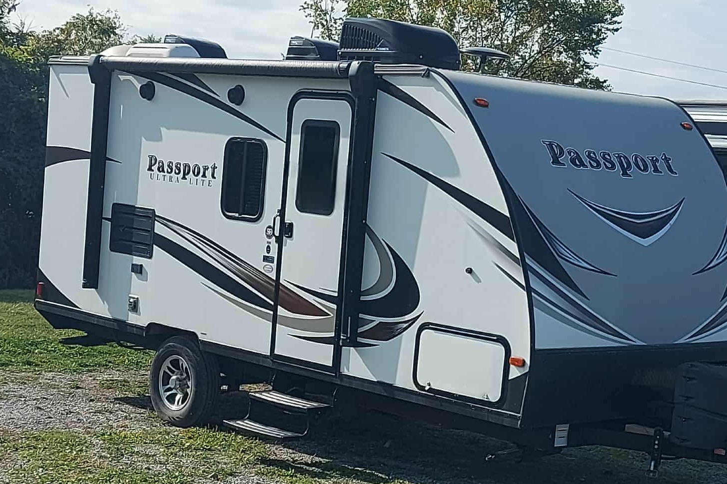 21' Keystone Passport Travel Trailer