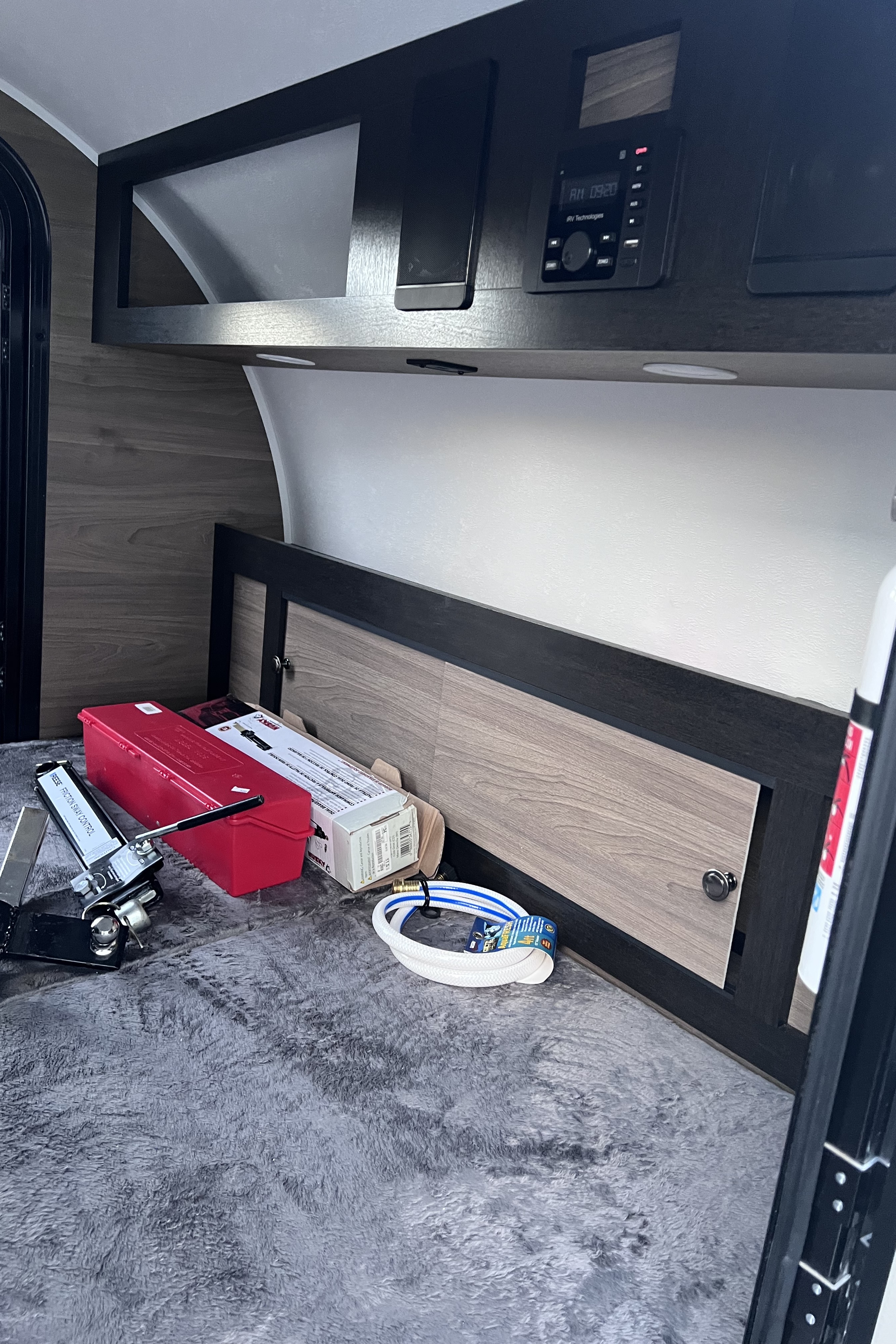 Jojo’s Braxton Creek Bushwhacker 10HD Travel Trailer