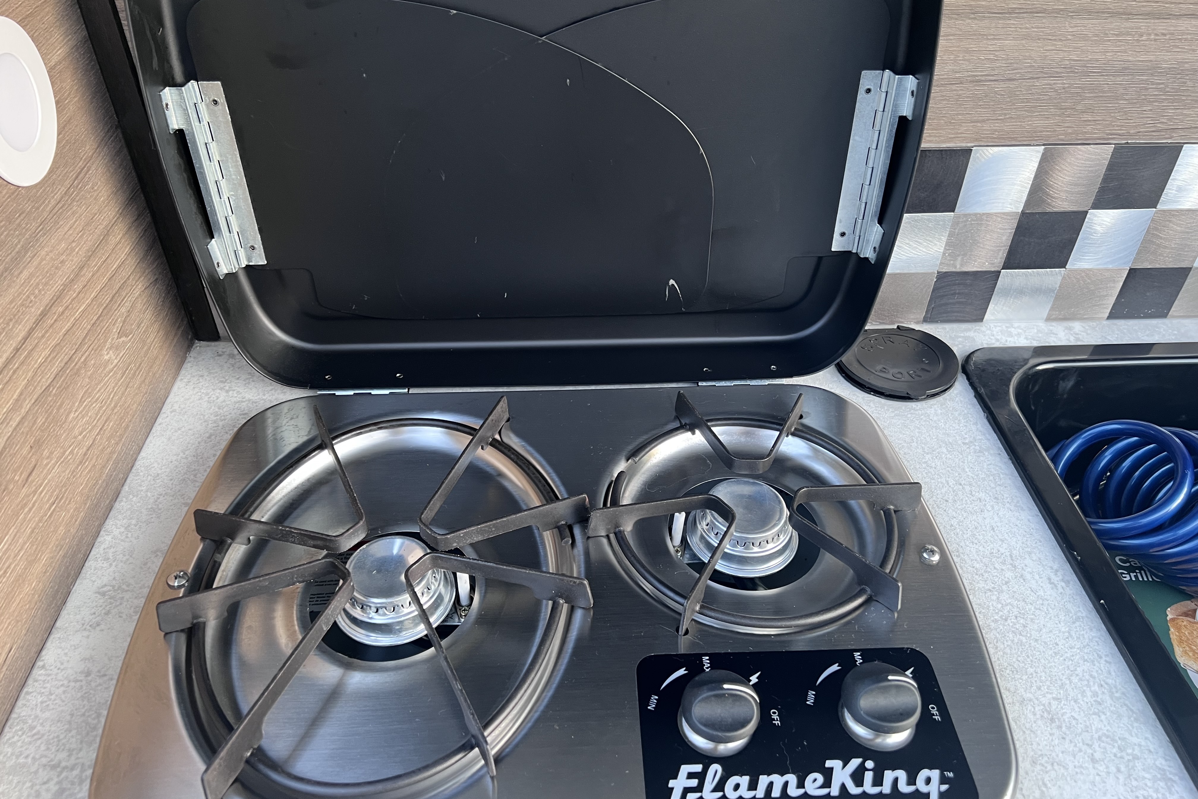 Jojo’s Braxton Creek Bushwhacker 10HD Travel Trailer
