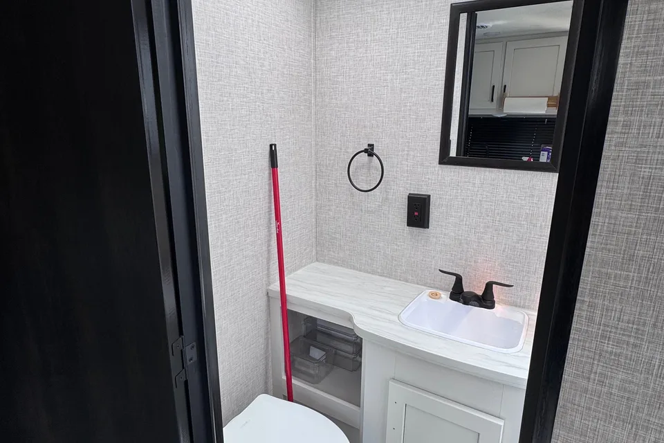 Matthew's Jayco SLX 210QB Travel Trailer