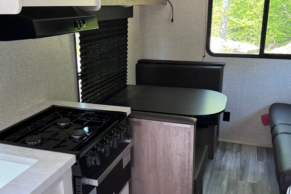 Matthew's Jayco SLX 210QB Travel Trailer