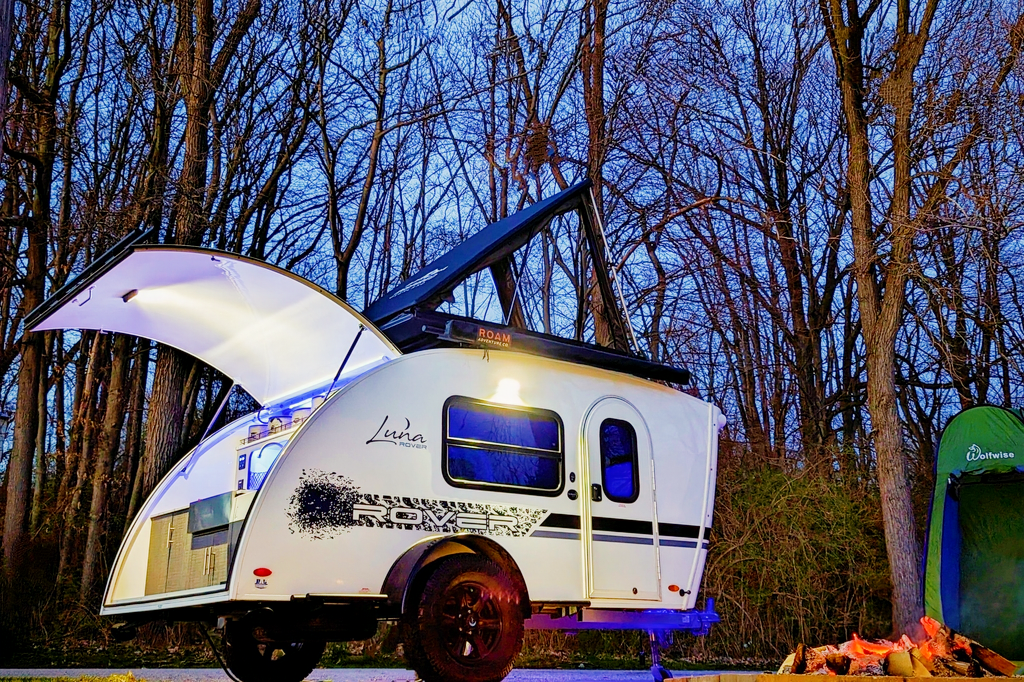 InTech Luna Rover Lightweight Overland Trailer - Overland Adventures!