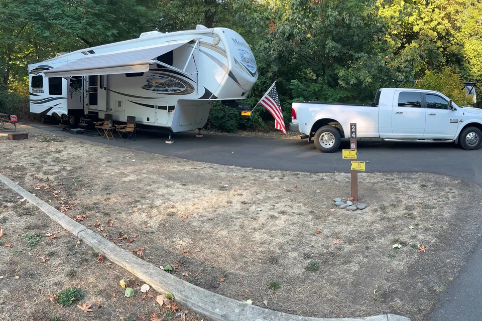 Thomas's Keystone Montana Fifth Wheel