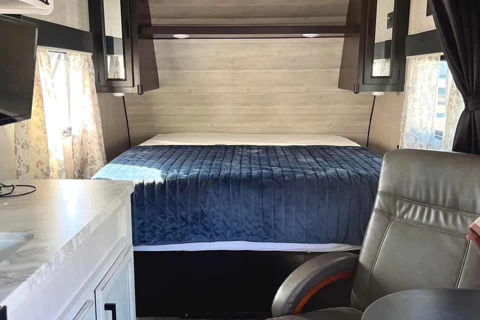Linda’s Jayco SLX 7 19RB Travel Trailer