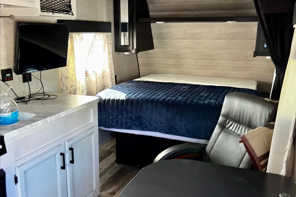 Linda’s Jayco SLX 7 19RB Travel Trailer
