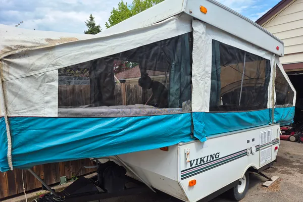 Pop-up Tent Trailer