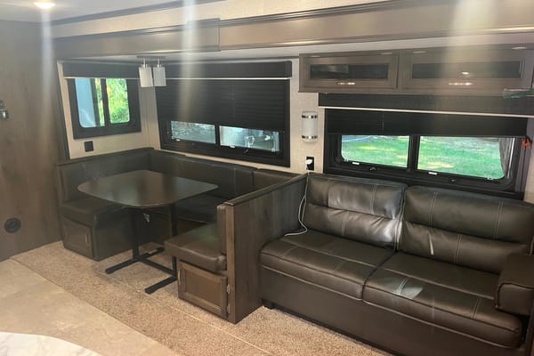 Large group - Jayco Jayflight Travel Trailer