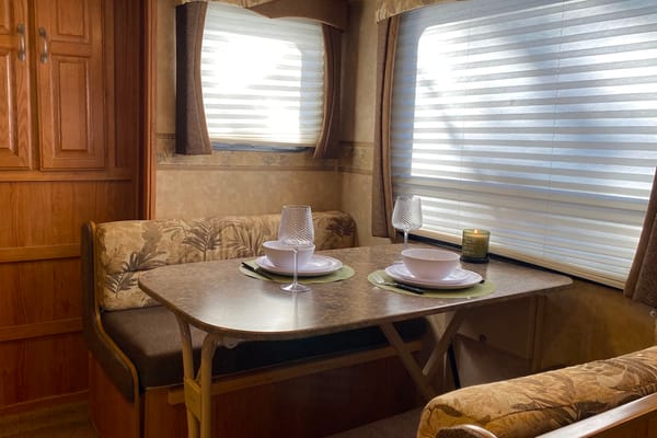 Comfortable Mountain Getaway - Jayco Jayflight G2
