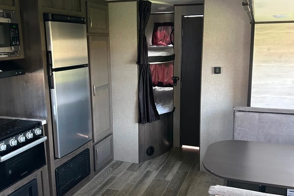 Dan's Jayco 264 BH Travel Trailer