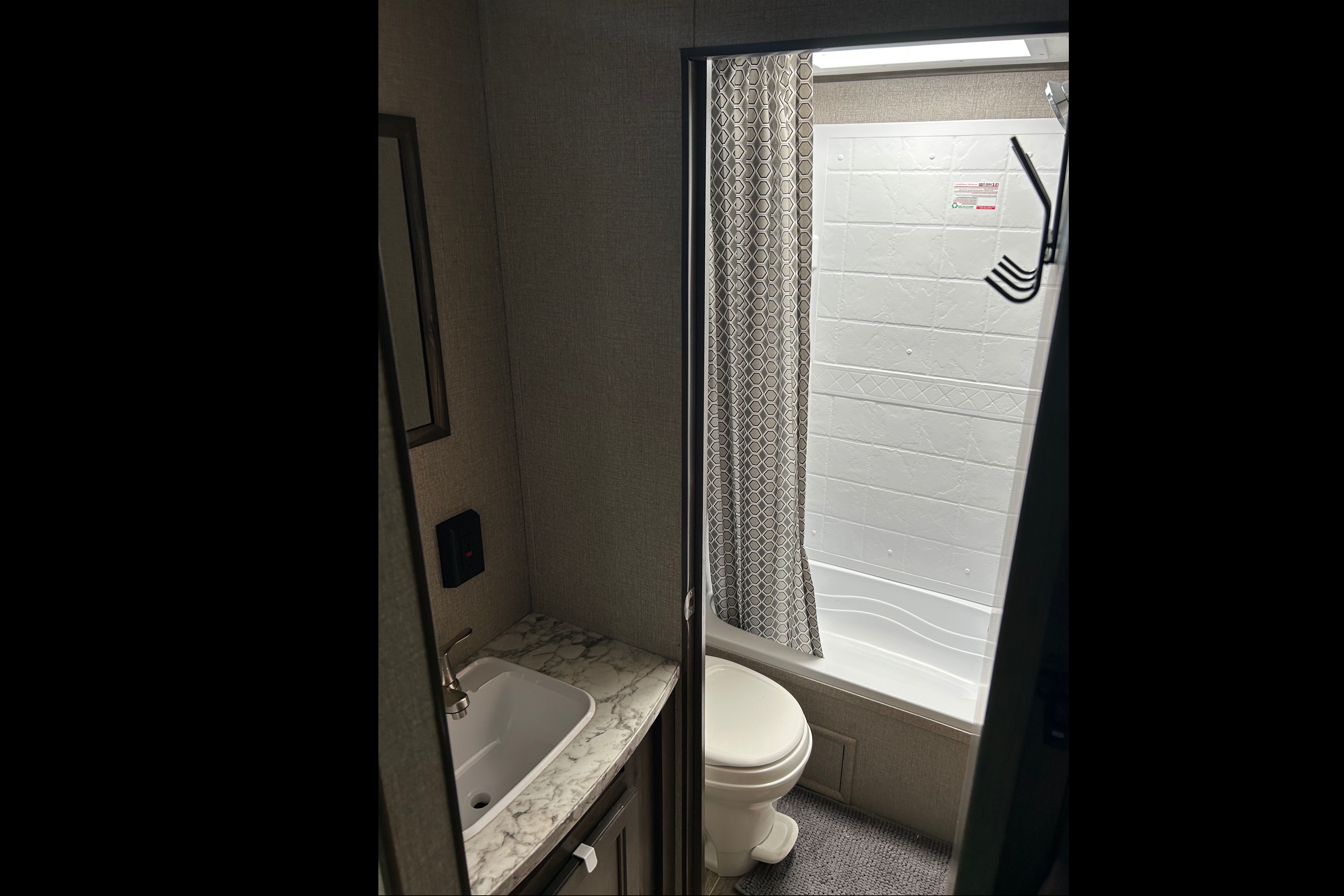 Dan's Jayco 264 BH Travel Trailer
