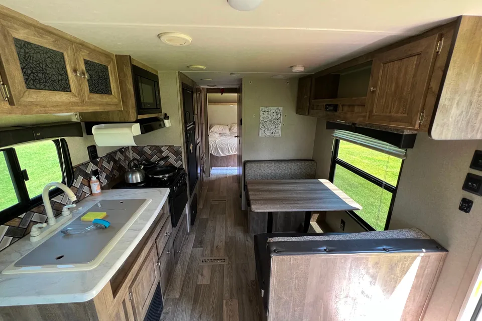 Tim's Palomino Puma Travel Trailer