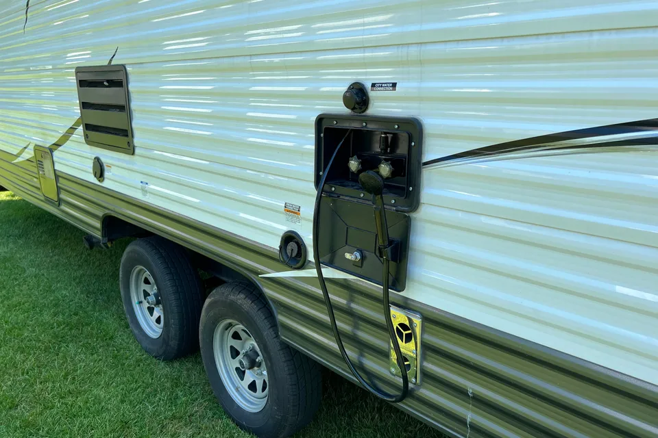 Tim's Palomino Puma Travel Trailer
