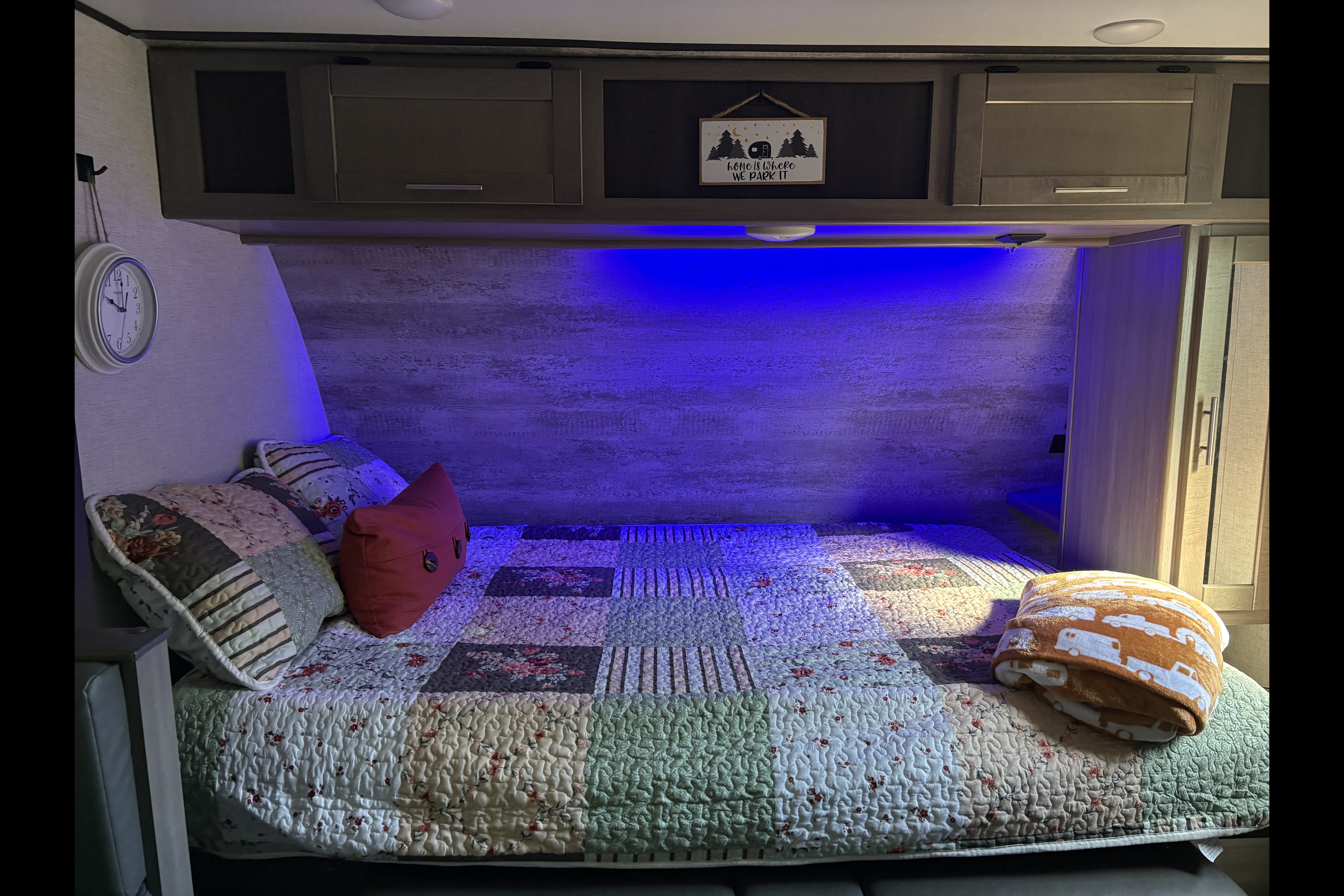 TT3 - 8 Person w/ Bunk- The RV Rental Factory