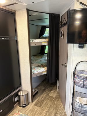 TT3 - 8 Person w/ Bunk- The RV Rental Factory