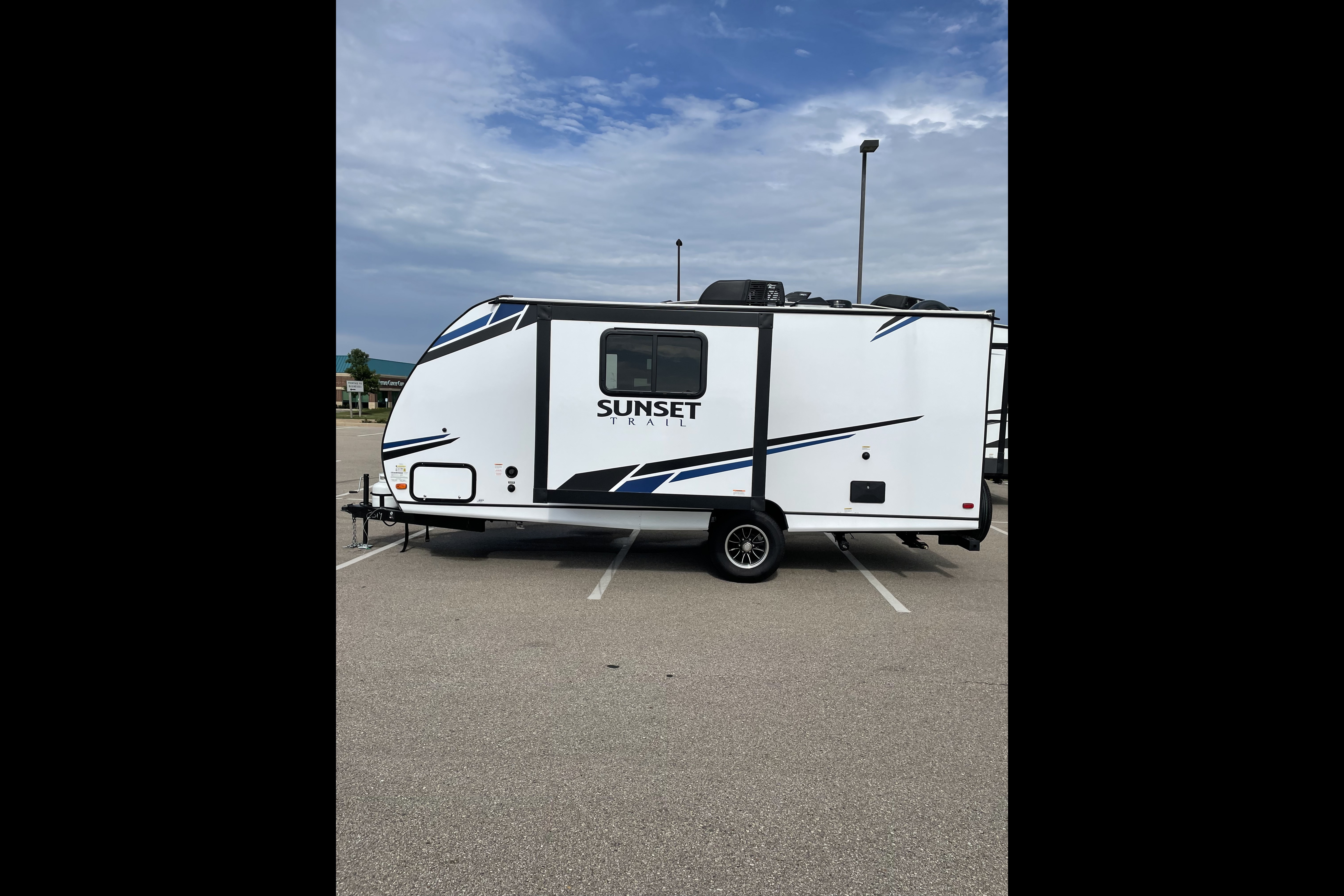 TT3 - 8 Person w/ Bunk- The RV Rental Factory