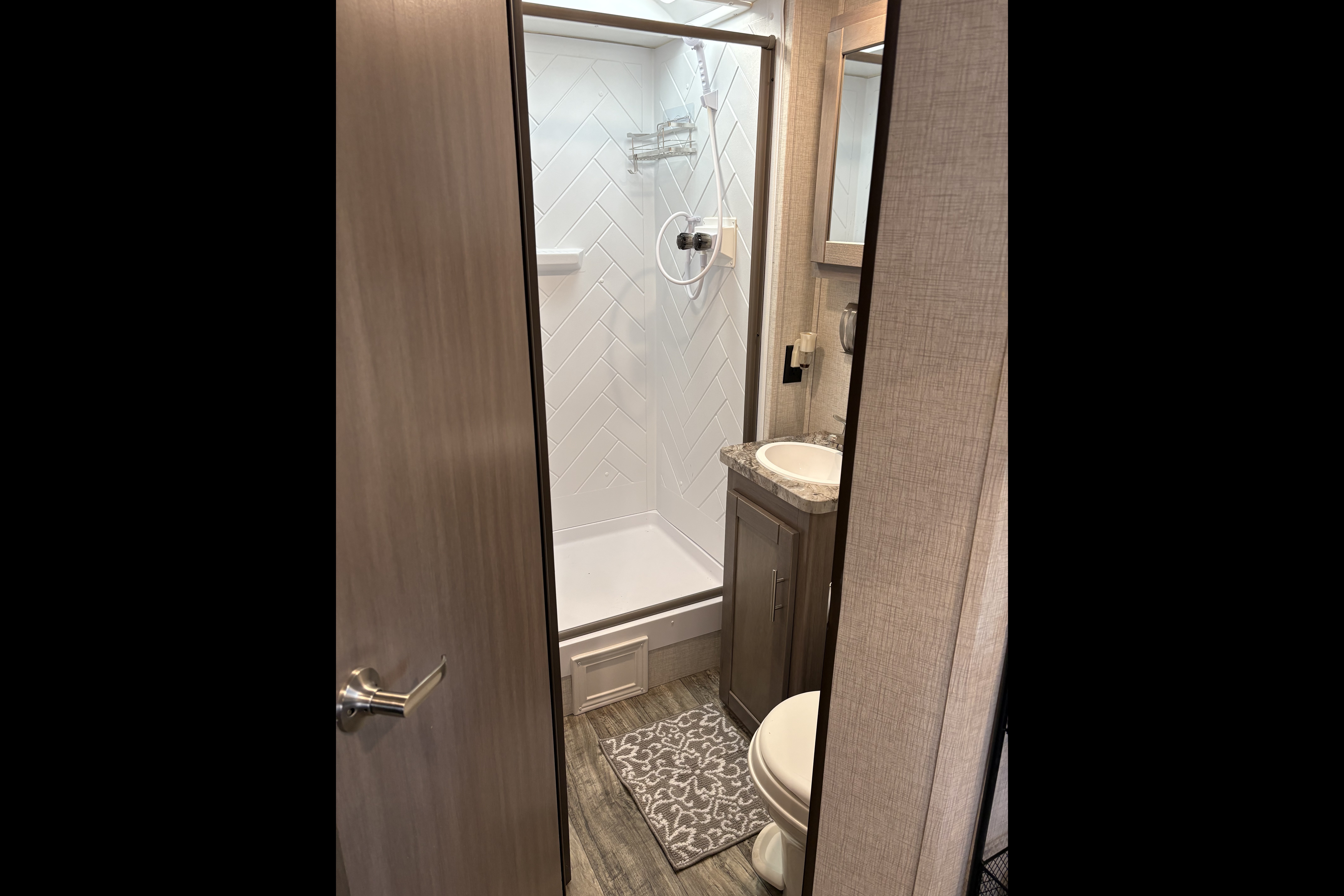 TT3 - 8 Person w/ Bunk- The RV Rental Factory
