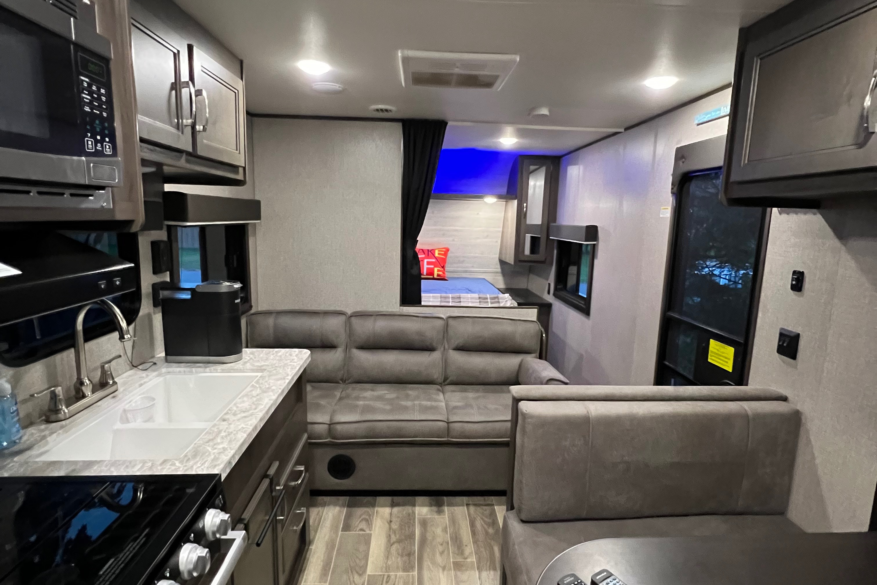 Haldimand Adventure Time Jayco 264BH TT