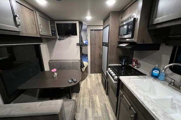 Haldimand Adventure Time Jayco 264BH TT