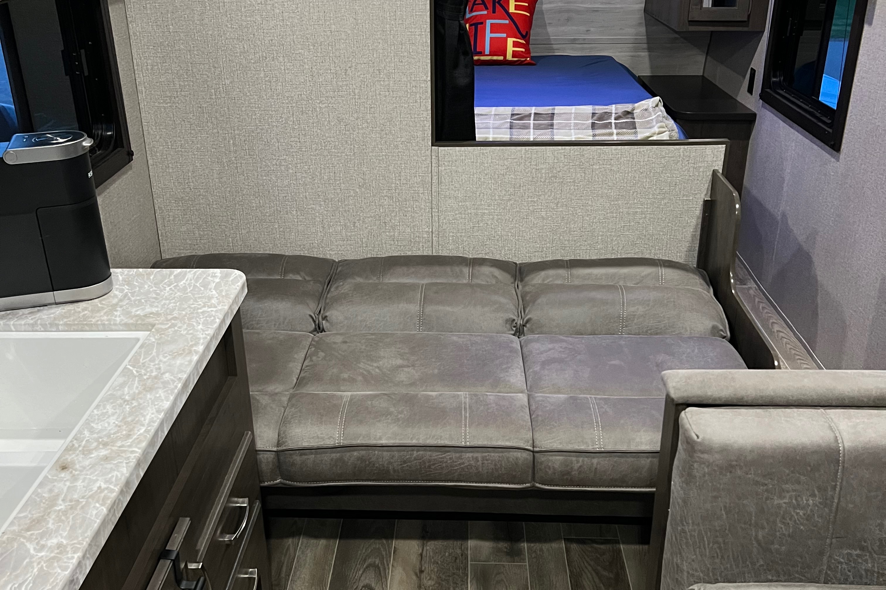 Haldimand Adventure Time Jayco 264BH TT