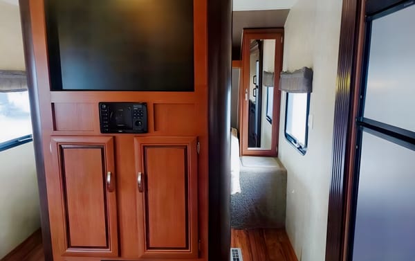 The Rustic Retreat