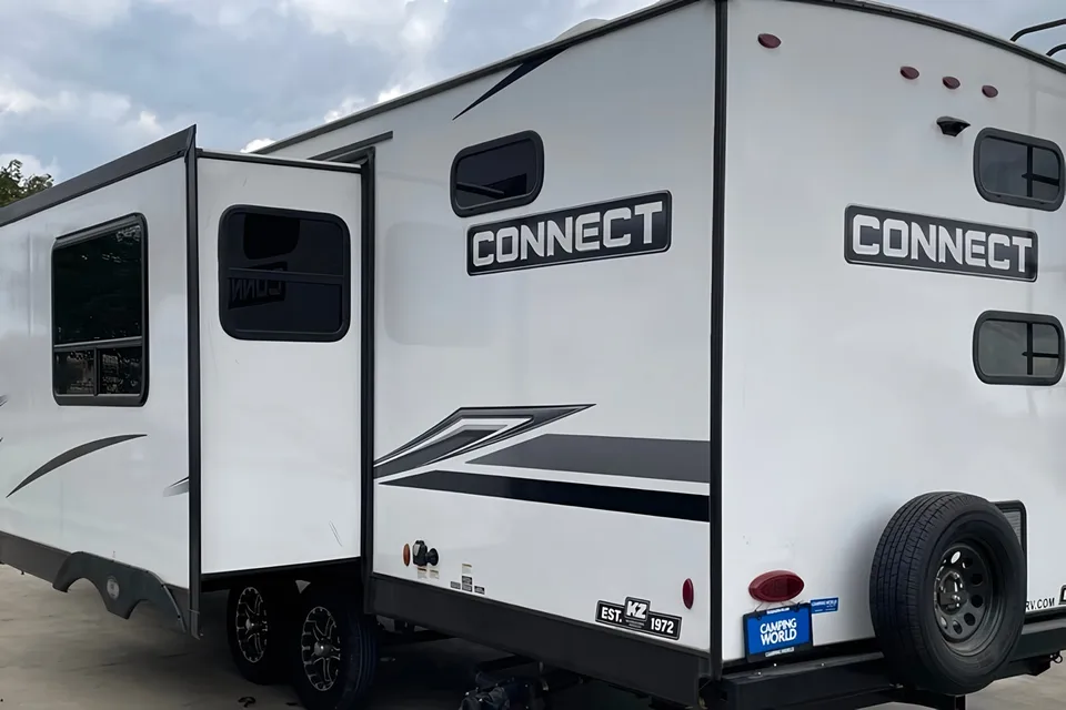 Jeff's 2023 KZ Connect 251BHK