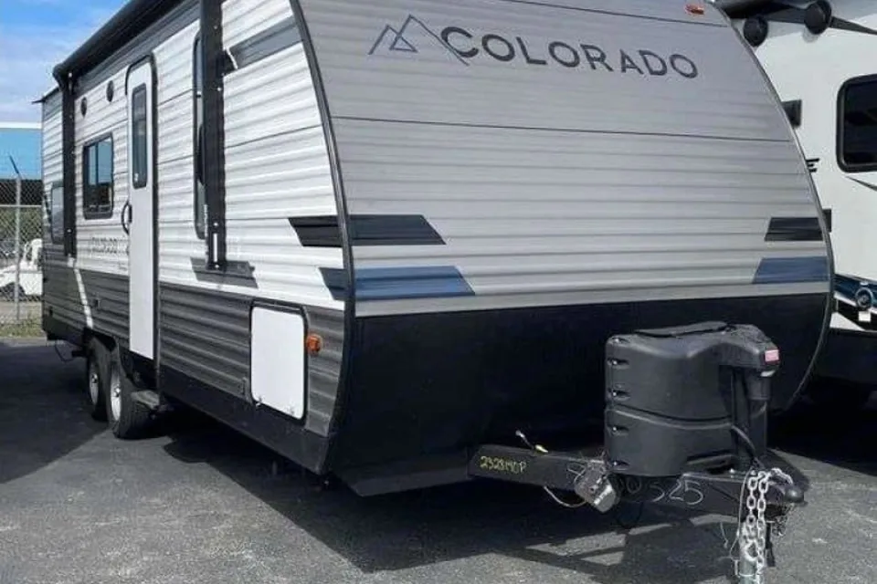 Derick's Dutchmen colorado Travel Trailer