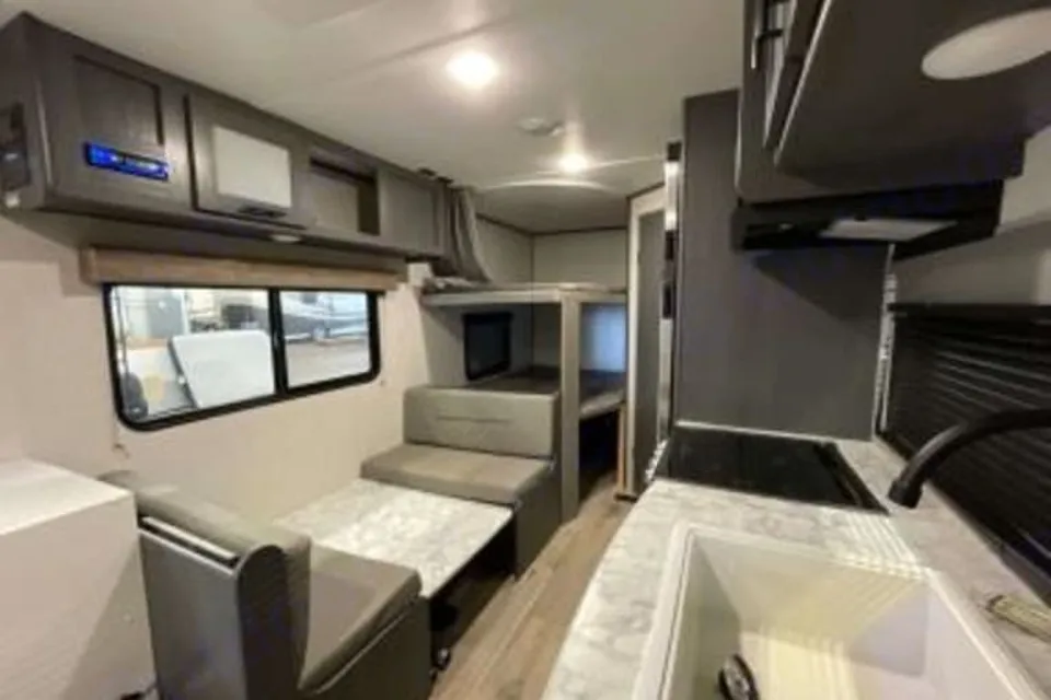 Derick's Dutchmen colorado Travel Trailer