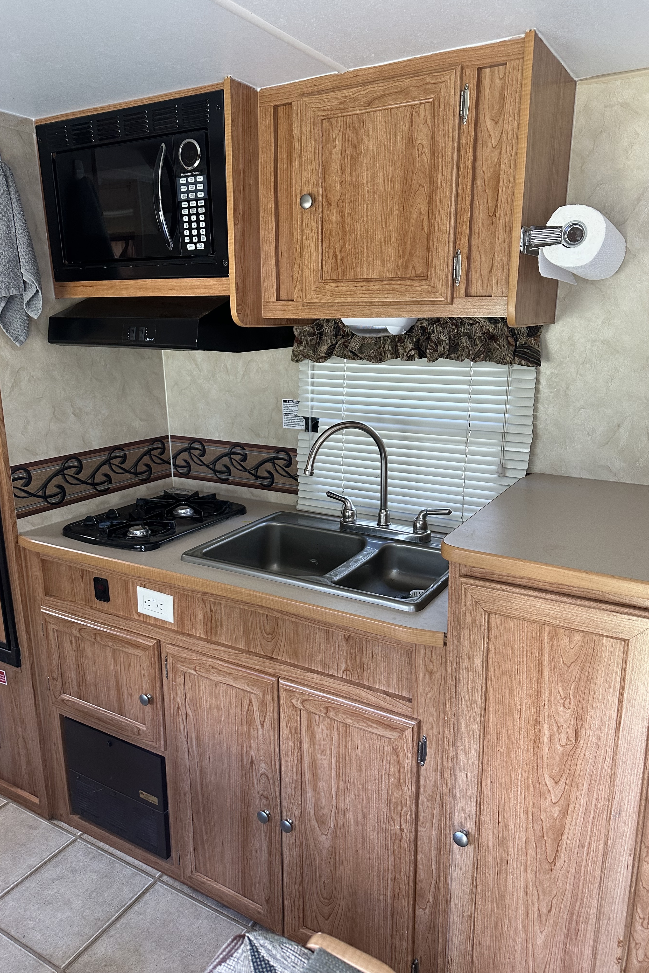Tyler's R-Vision Crossover Travel Trailer