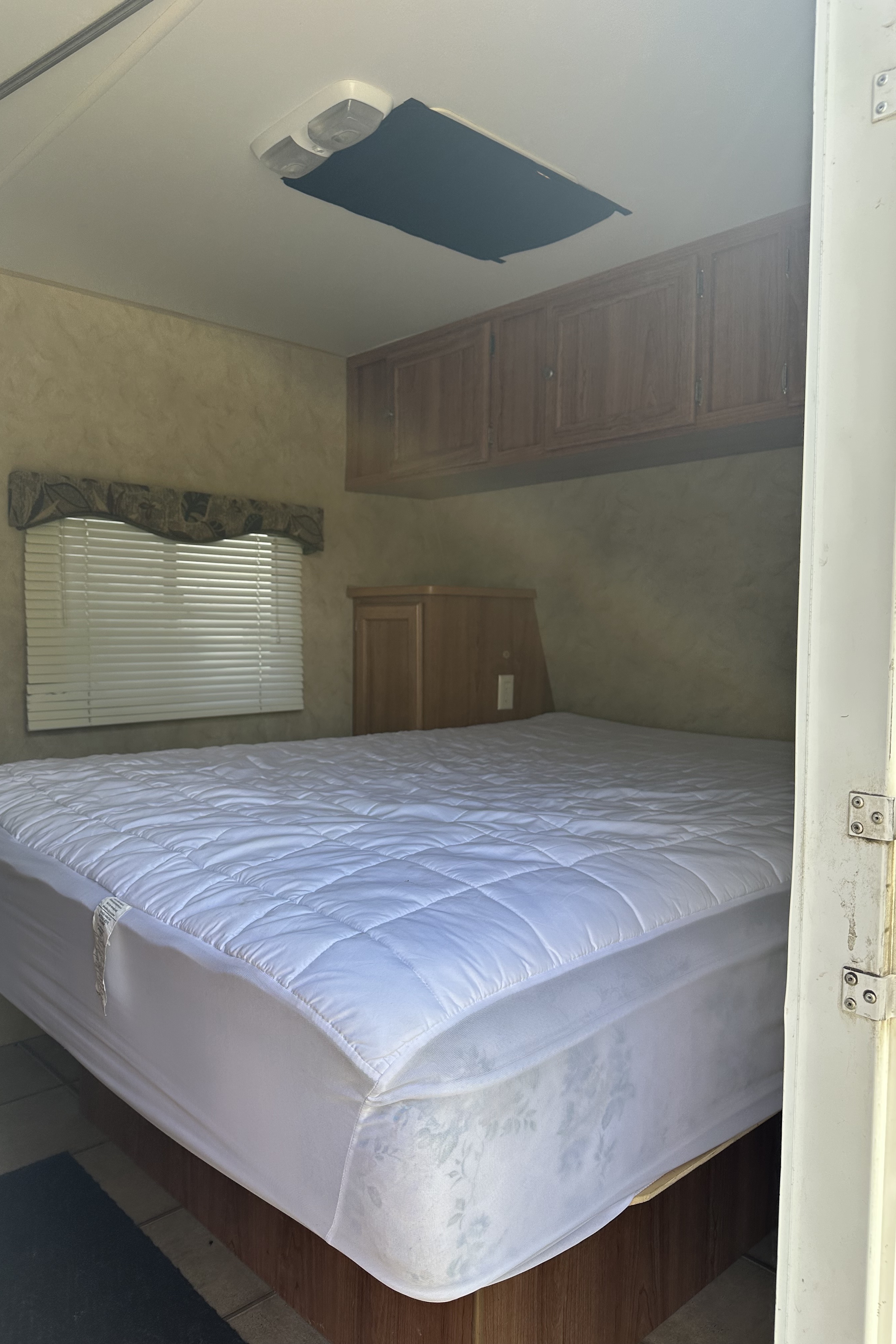 Tyler's R-Vision Crossover Travel Trailer