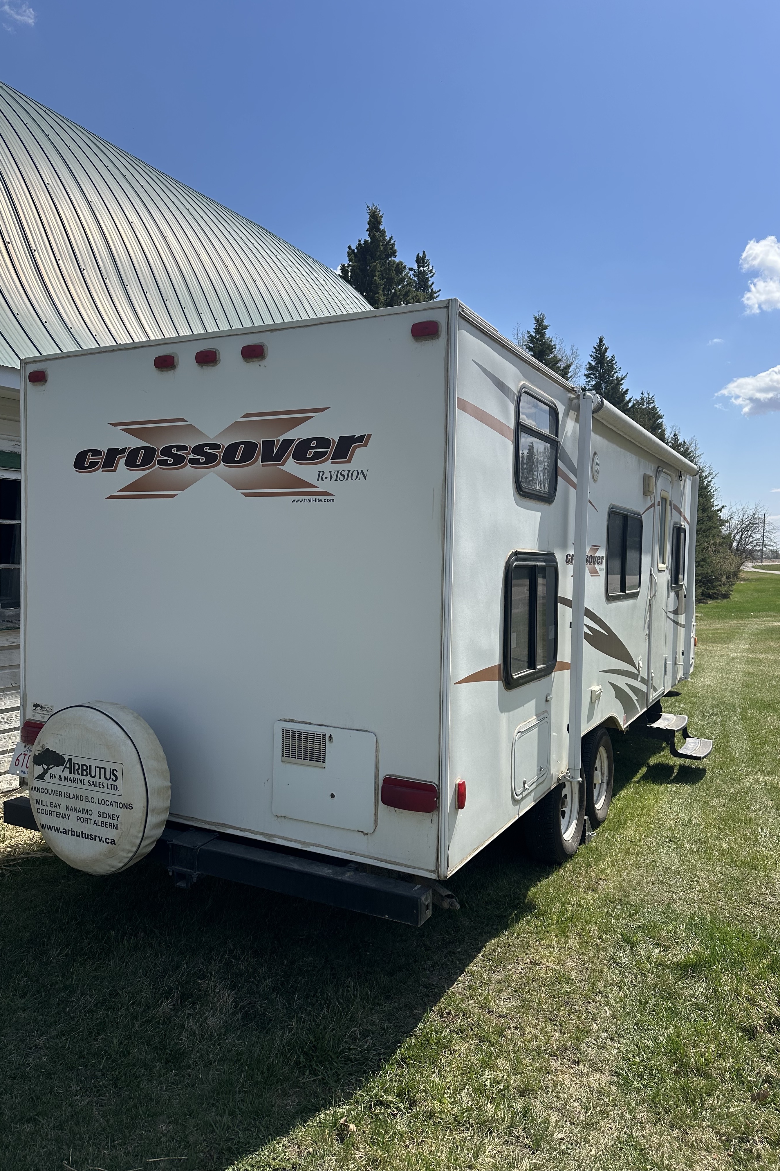 Tyler's R-Vision Crossover Travel Trailer
