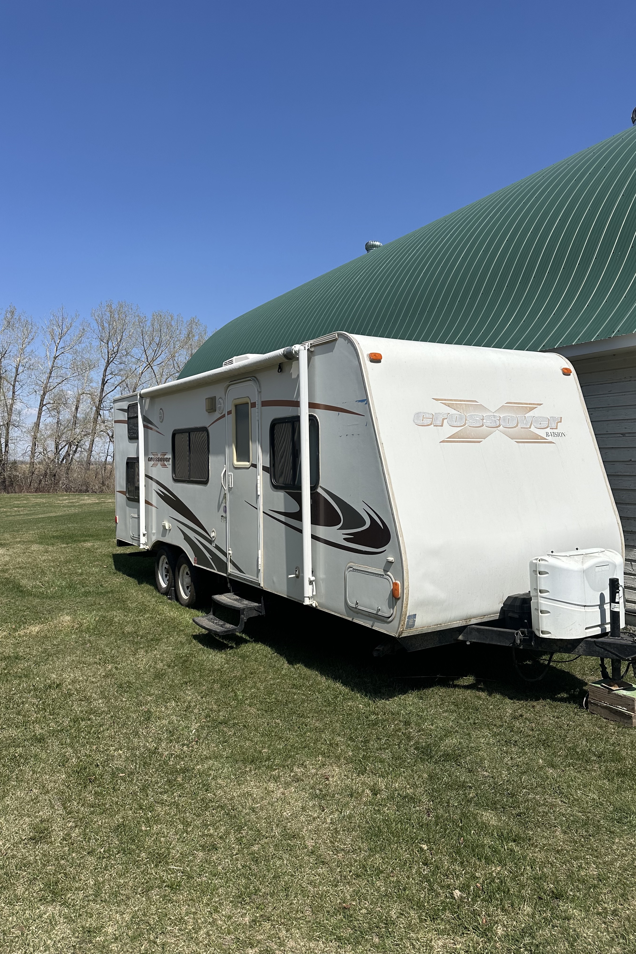 Tyler's R-Vision Crossover Travel Trailer