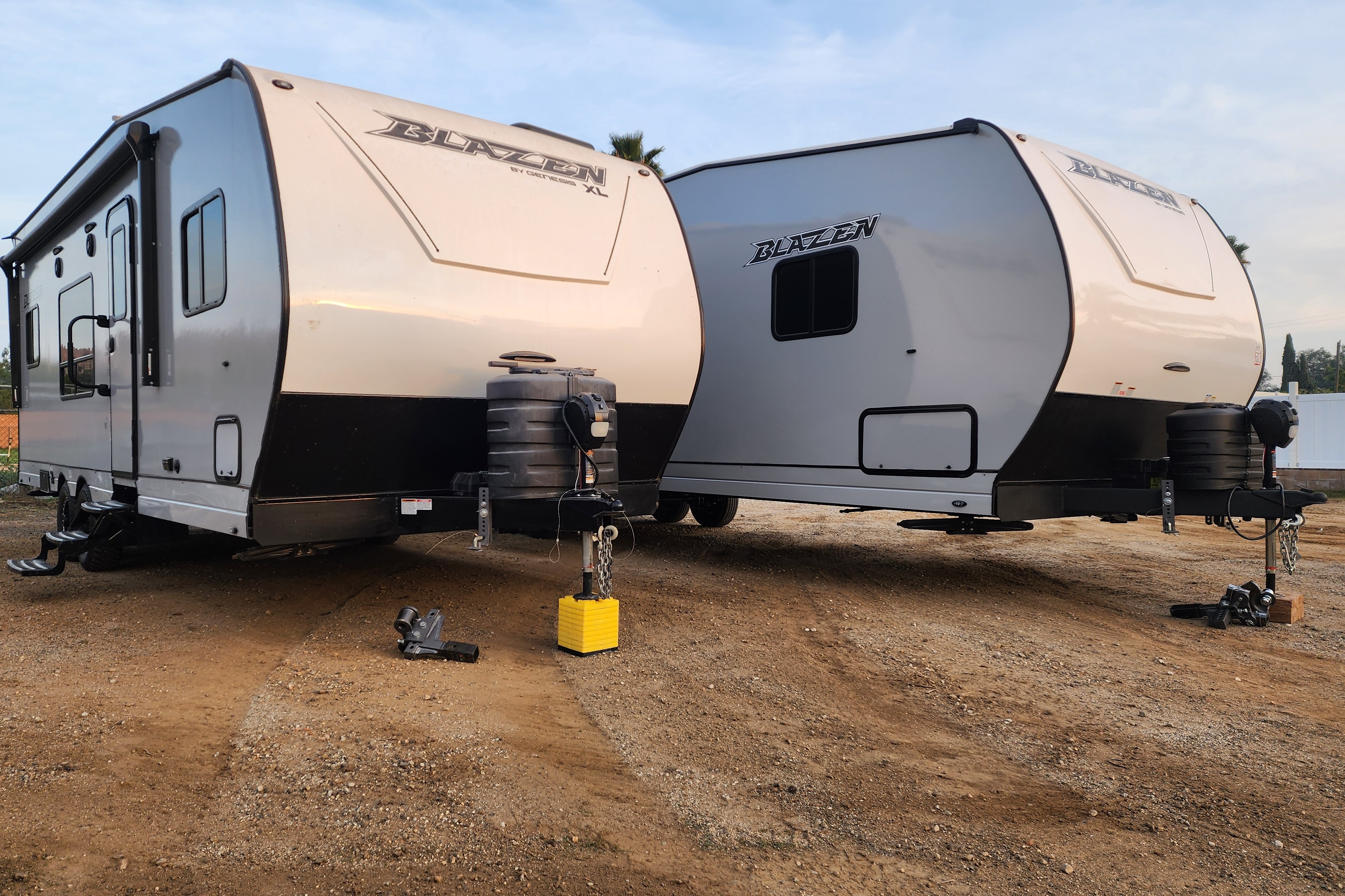 2026 Genesis Supreme Blazen 275crxl Toy Hauler