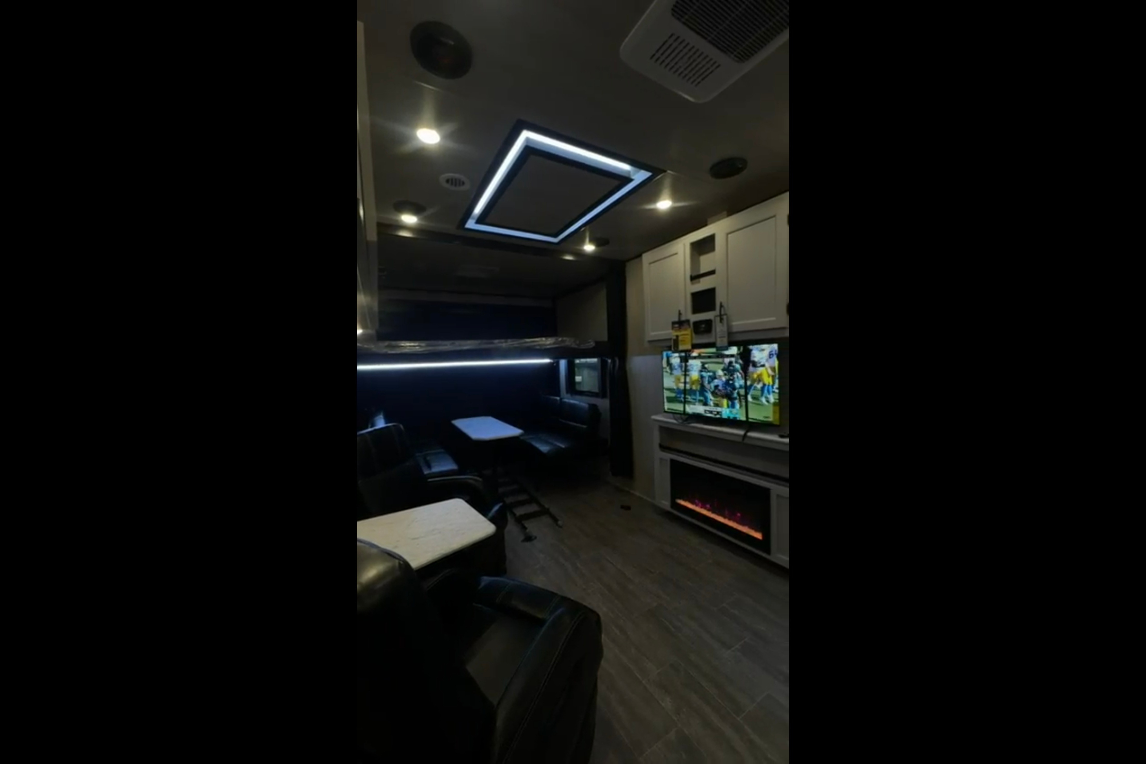 2026 Genesis Supreme Blazen 275crxl Toy Hauler