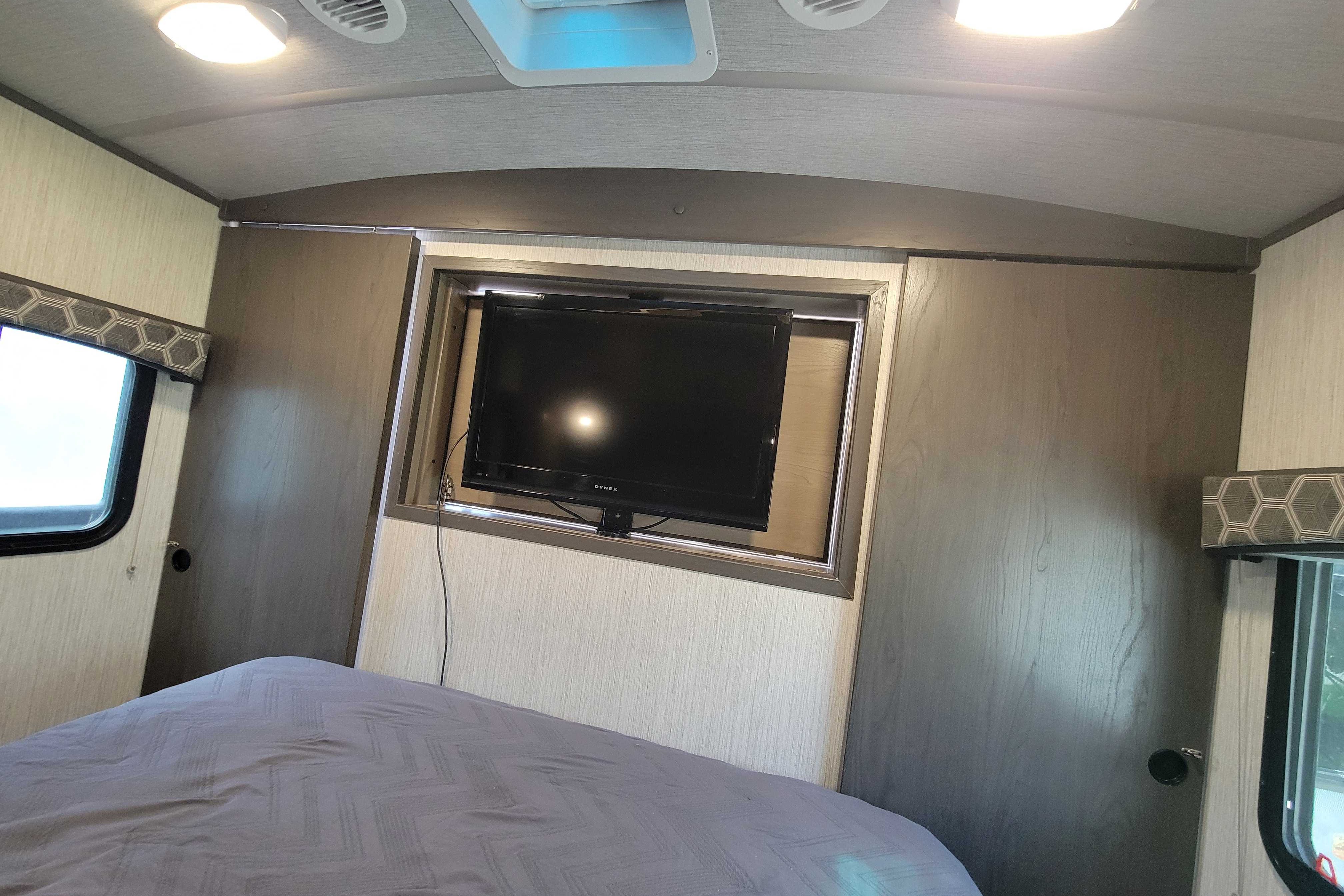 Shadow Cruiser Bunk Room Ultimate Boondocking Trailer