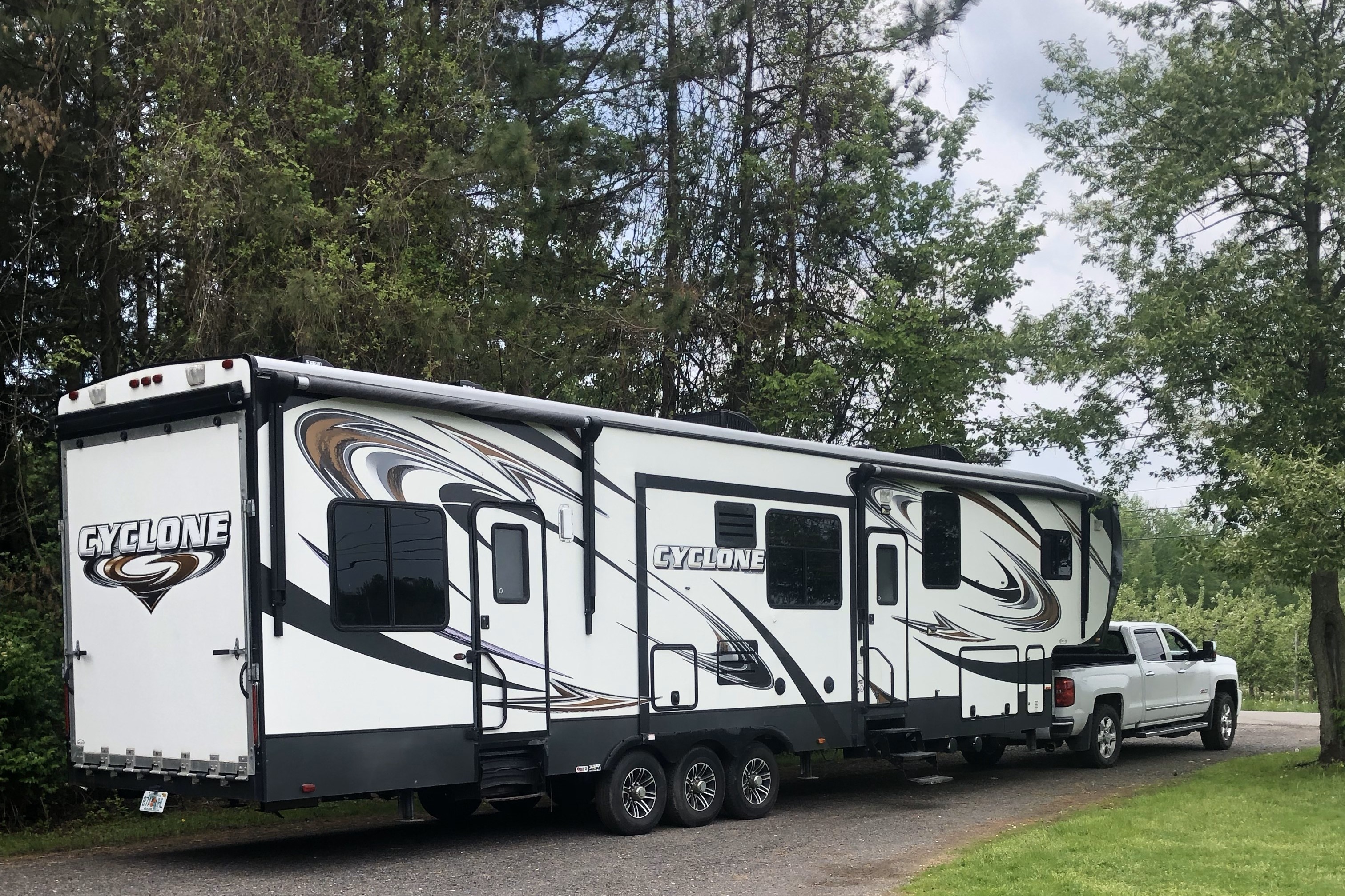 Lindsay's Heartland Cyclone Toy Hauler Fifth Wheel
