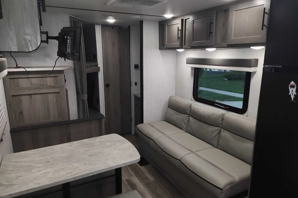 David's Gulf Stream Conquest Travel Trailer