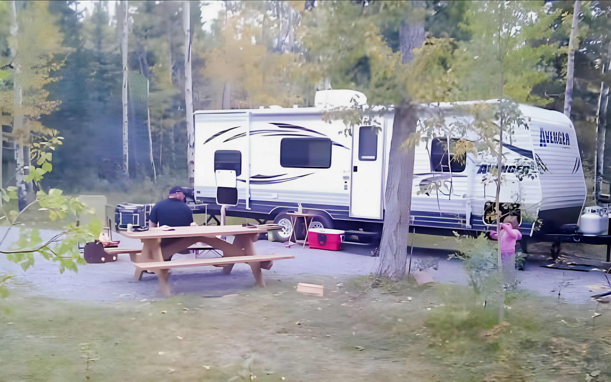 YYC Fully Stocked 26’ RV - bring food, clothes and bedding