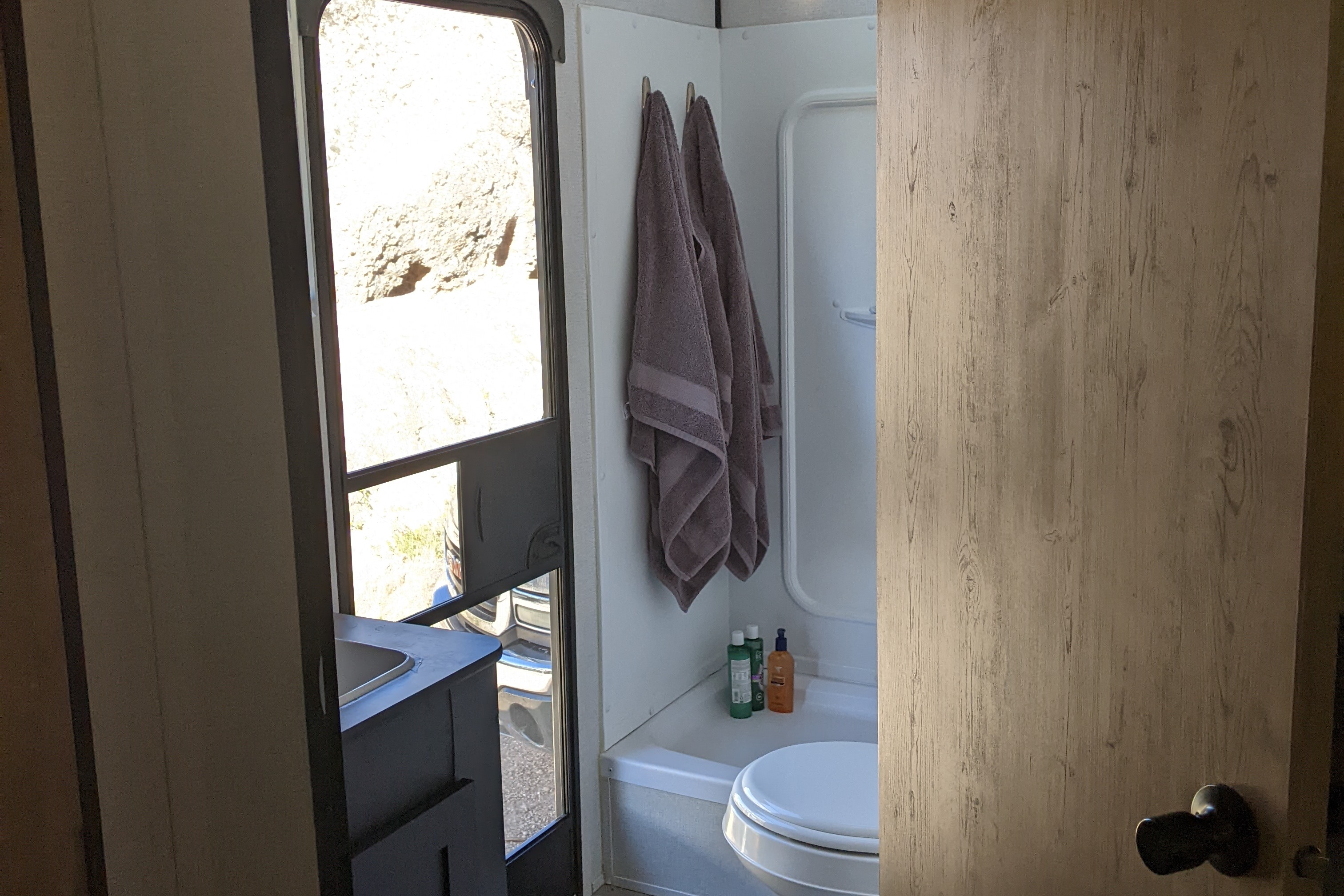 Sandy's Springdale Bunk House