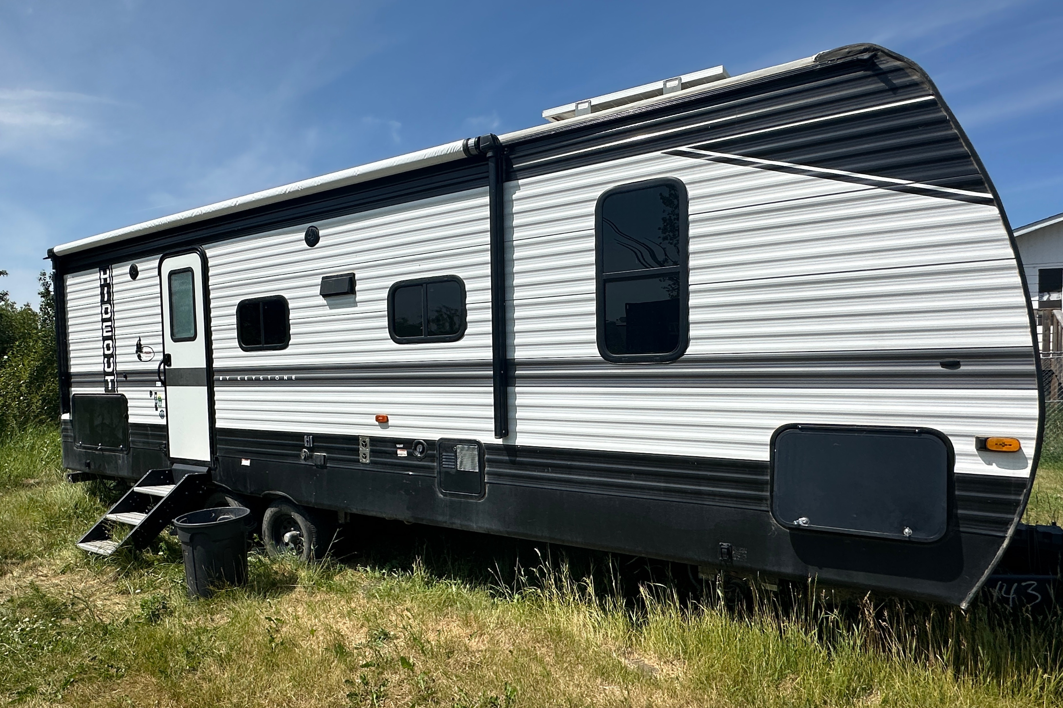 Char's Keystone 250BH Travel Trailer