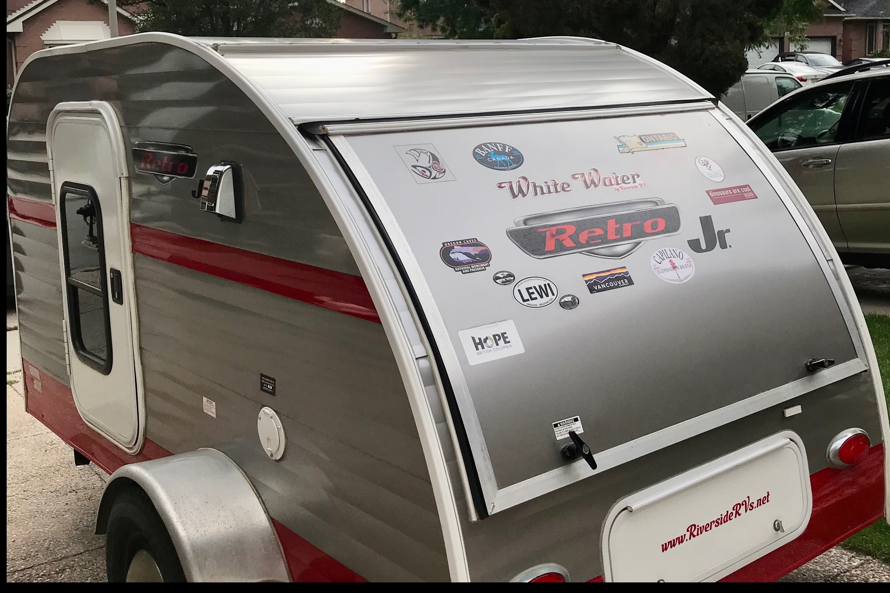 Riverside Retro Jr. 509, a teardrop trailer you can tow behind almost any car. NO SMOKING!
