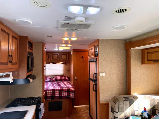 #2 Julia's Forest River Sunseeker Class C