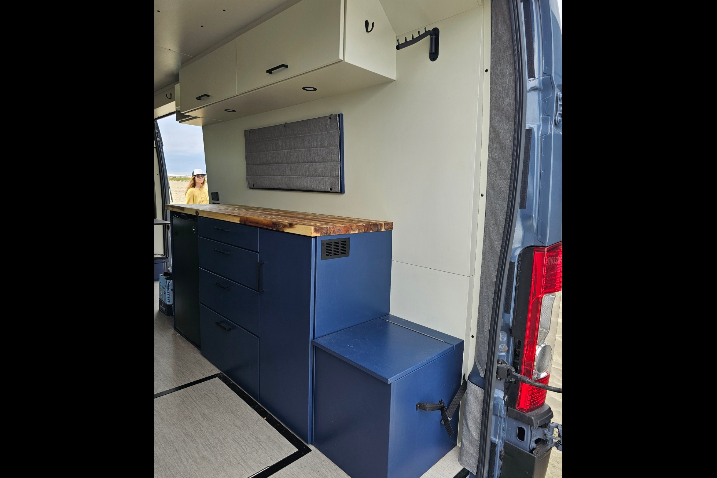 De Van XL - Most Open, Spacious Build out there! 2022 Promaster 3500