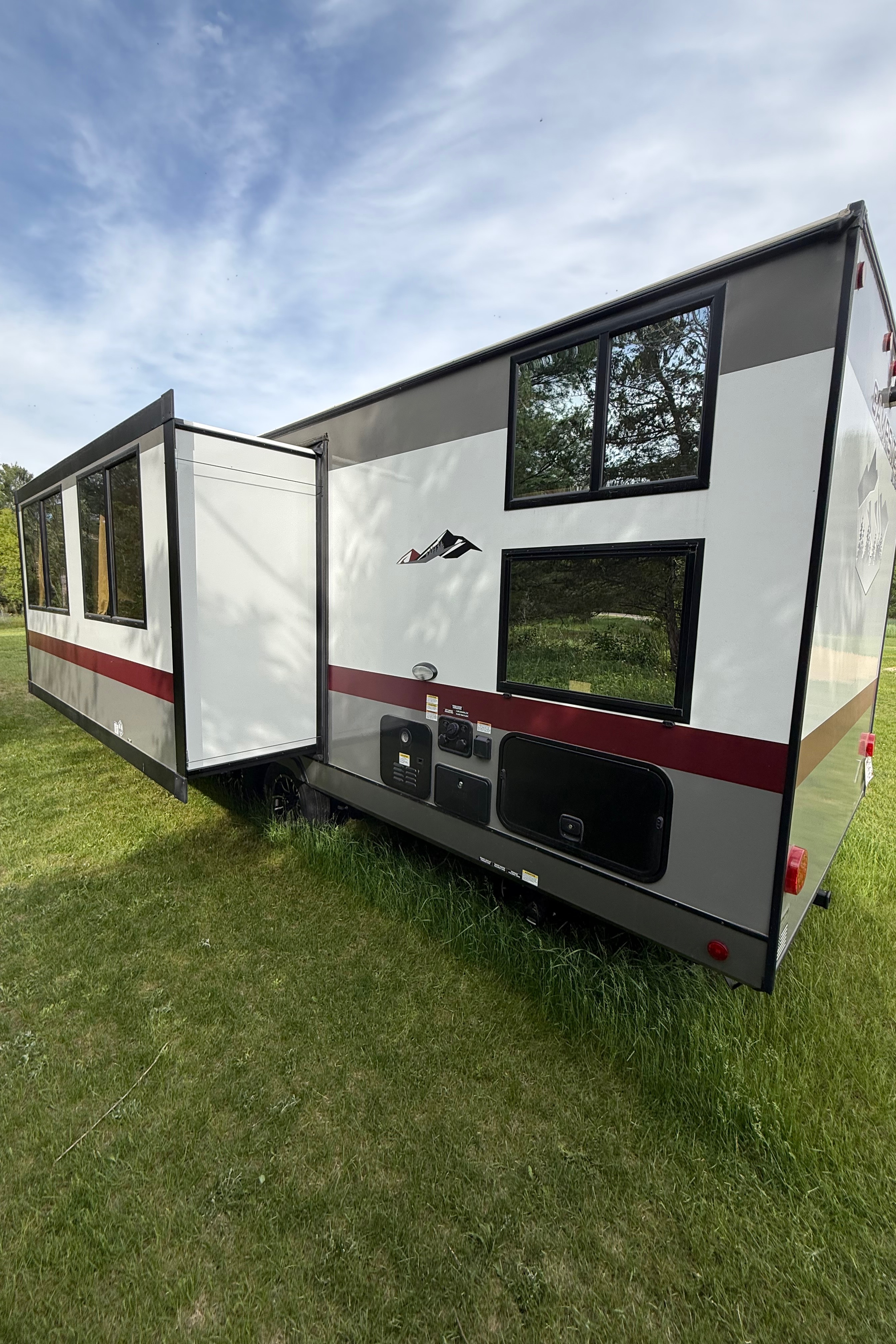 Forest River Campsite Ultra 26CJL Travel Trailer