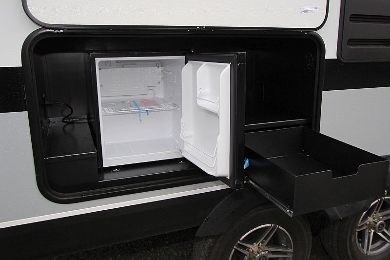 Mark's Jayco Jay Feather 27BHB Travel Trailer