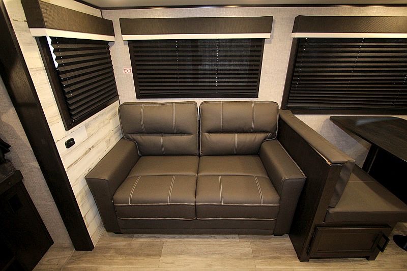 Mark's Jayco Jay Feather 27BHB Travel Trailer