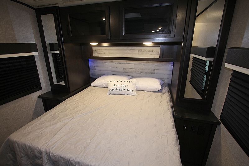 Mark's Jayco Jay Feather 27BHB Travel Trailer